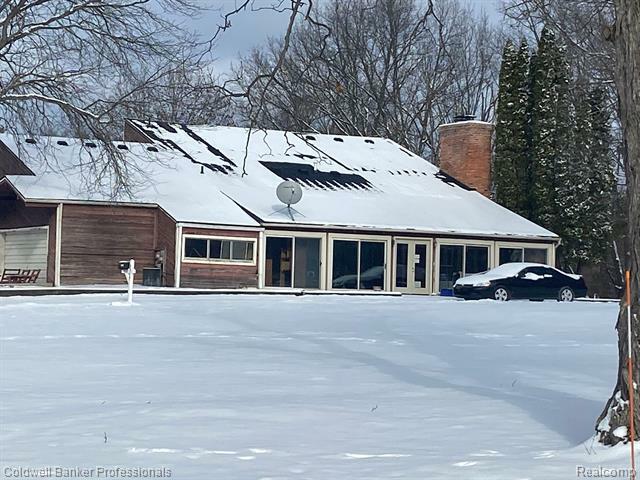 8899 Dwyer Road  Hartland Twp MI 48855 photo