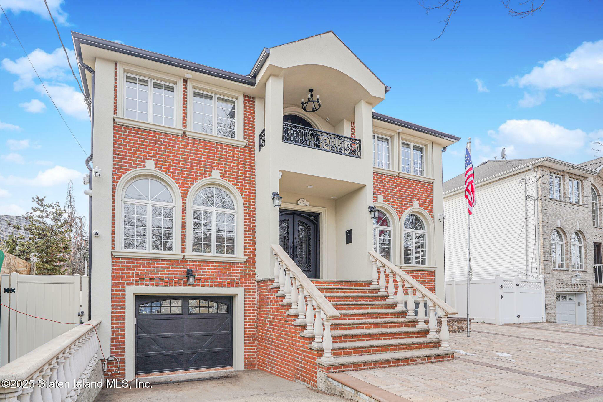 Property Photo: 6 Hale Street NY 10307