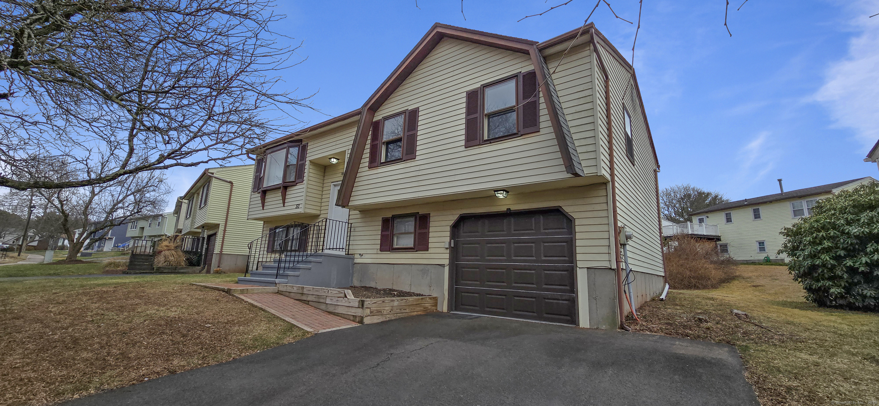 Property Photo:  50 Meetinghouse Ridge  CT 06450 