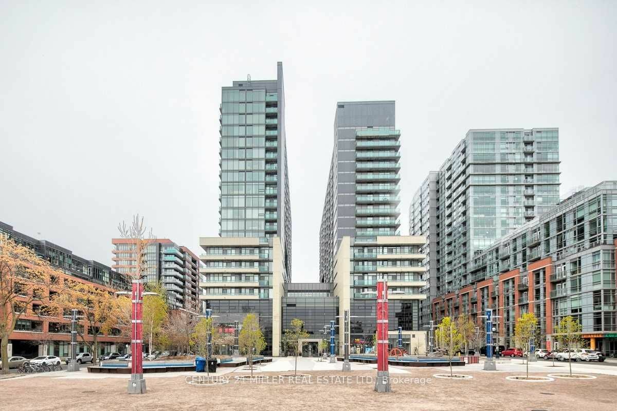 Property Photo:  36 Lisgar St 1002E  ON M6J 3G2 