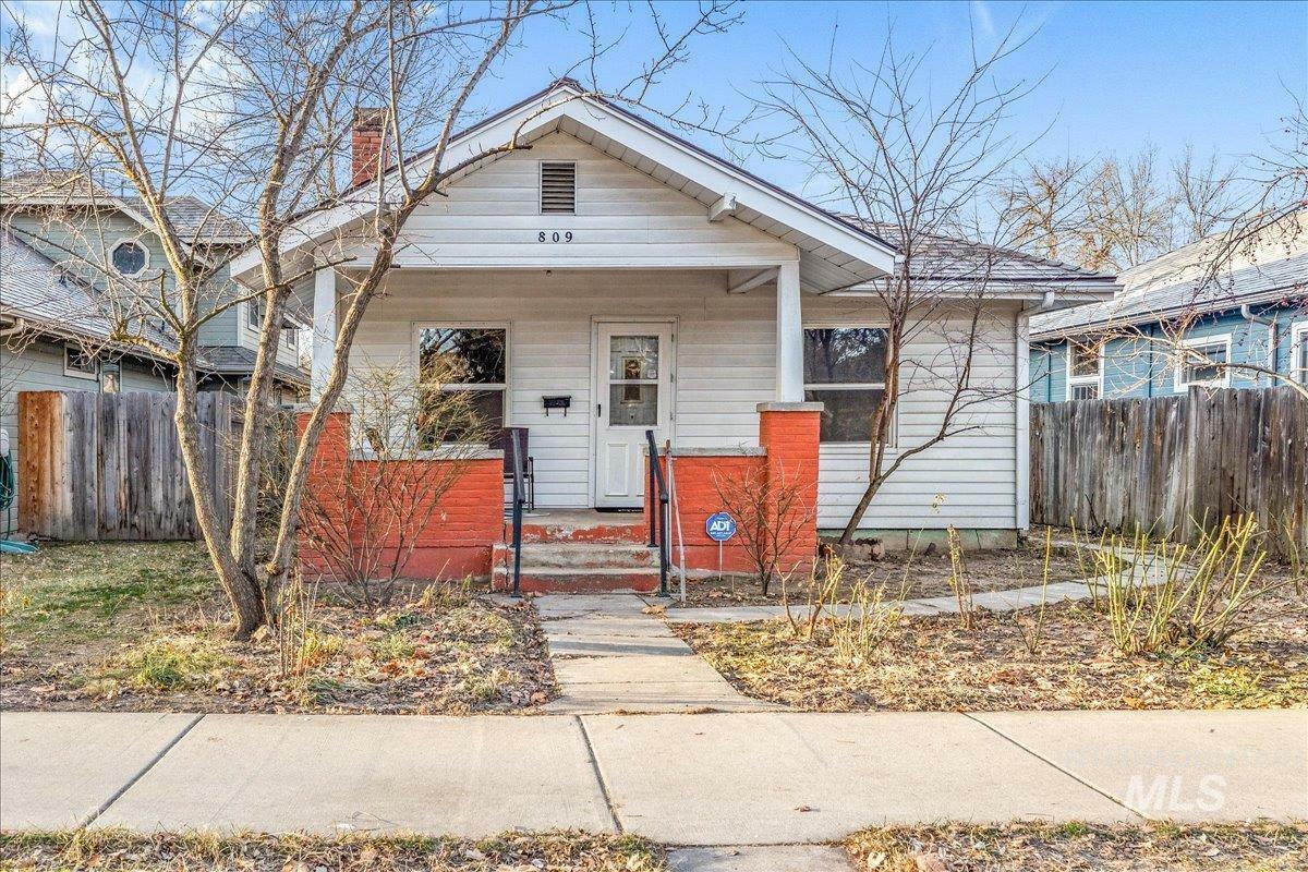 Property Photo: 809 E State St ID 83712