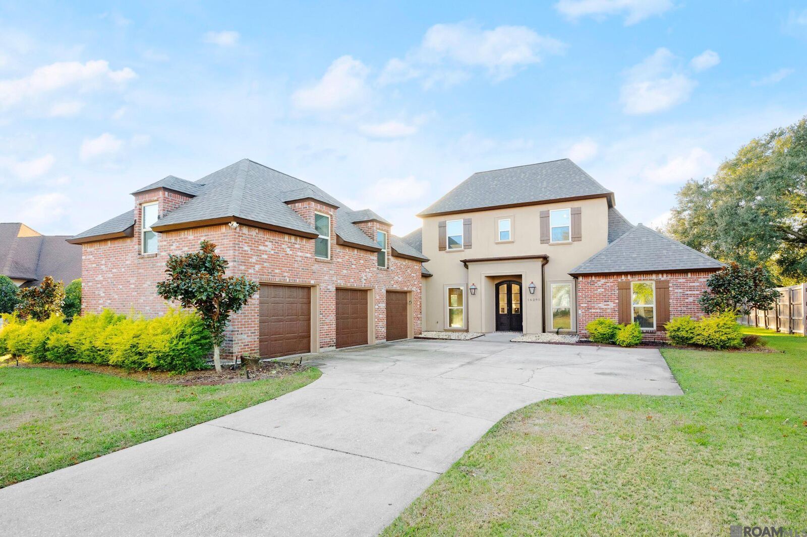 Property Photo:  16295 Winding Ridge Ave  LA 70769 