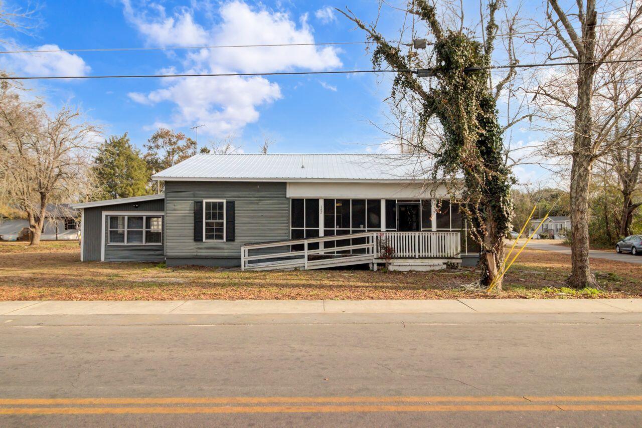 Property Photo: 742 Hesseman Avenue SC 29059
