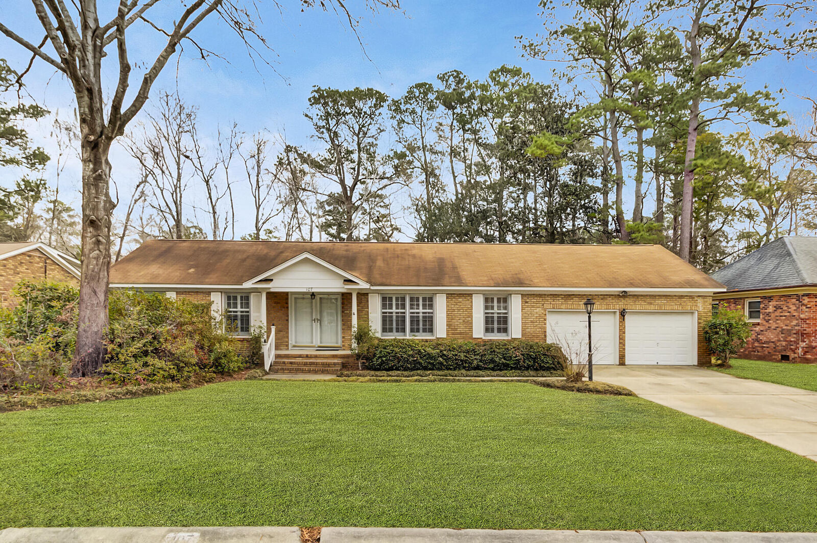 Property Photo:  107 Old Tavern Lane  SC 29485 