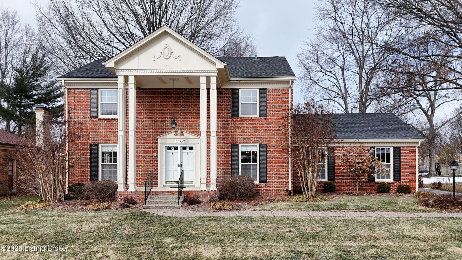 Property Photo:  11107 Halkirk Pl  KY 40243 