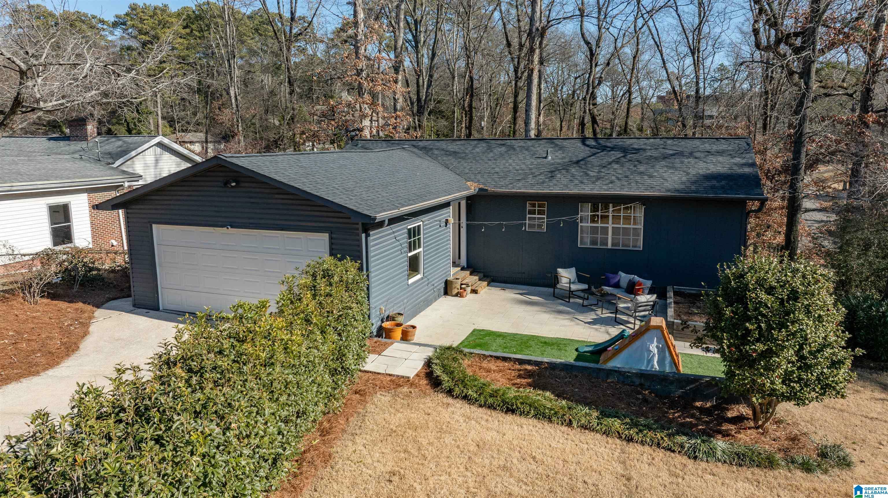 Property Photo:  607 Windsor Drive  AL 35209 