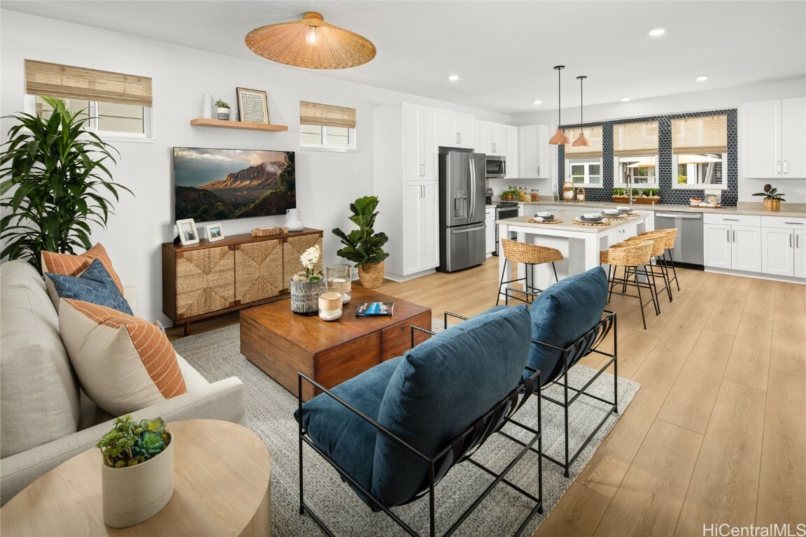 Property Photo: 91-1101 Franklin D Roosevelt Avenue 250 HI 96707