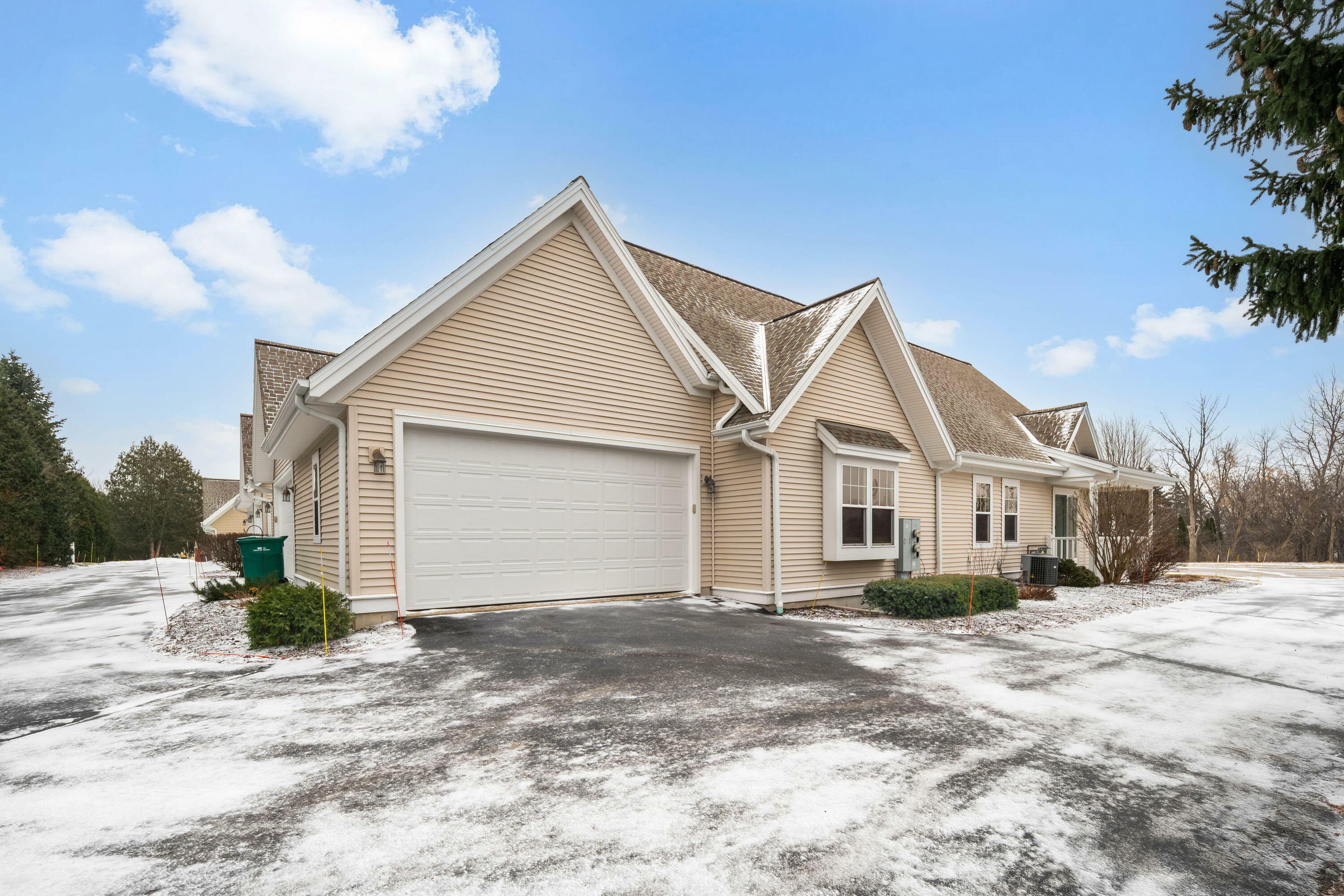 Property Photo:  N28w6646 Alyce St  WI 53012 