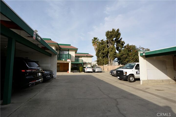 Property Photo:  121 N Pritchard Avenue 7  CA 92833 