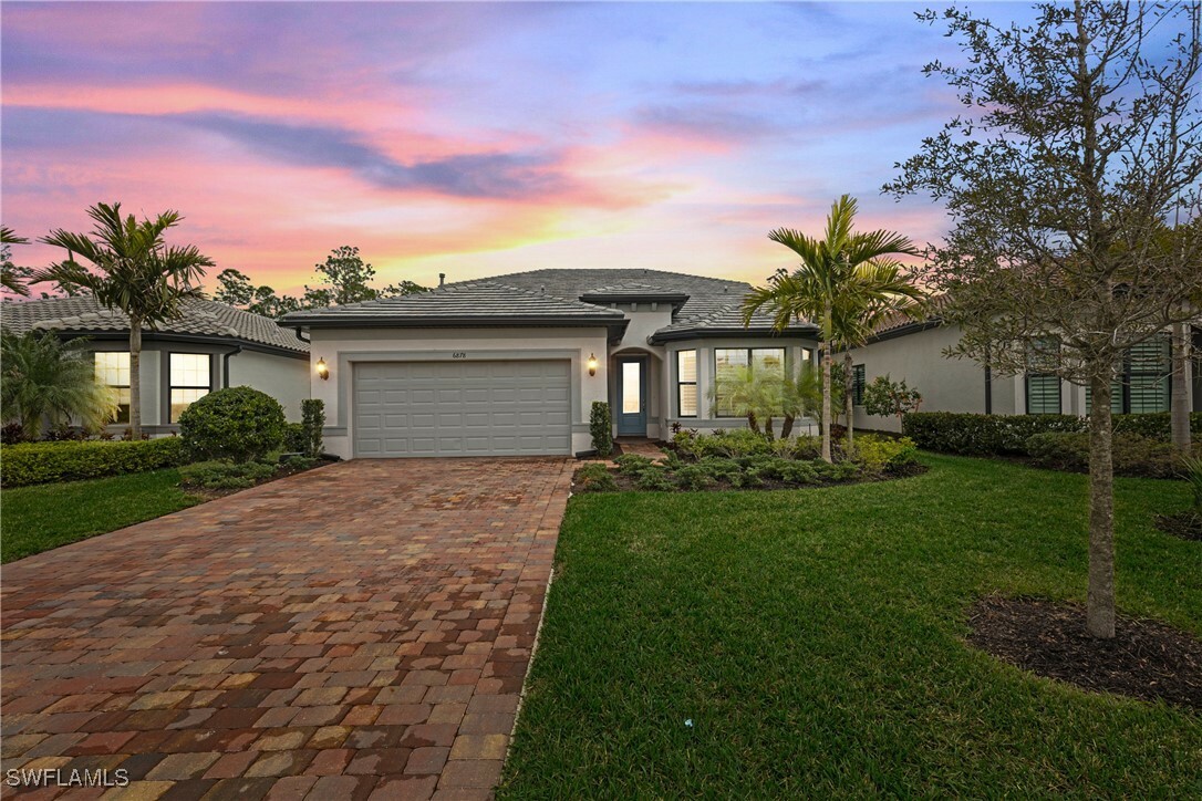 Property Photo:  6878 Winding Cypress Drive  FL 34114 