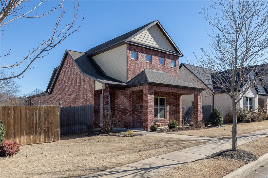 Property Photo: 4260 N Harbor Isle AR 72703