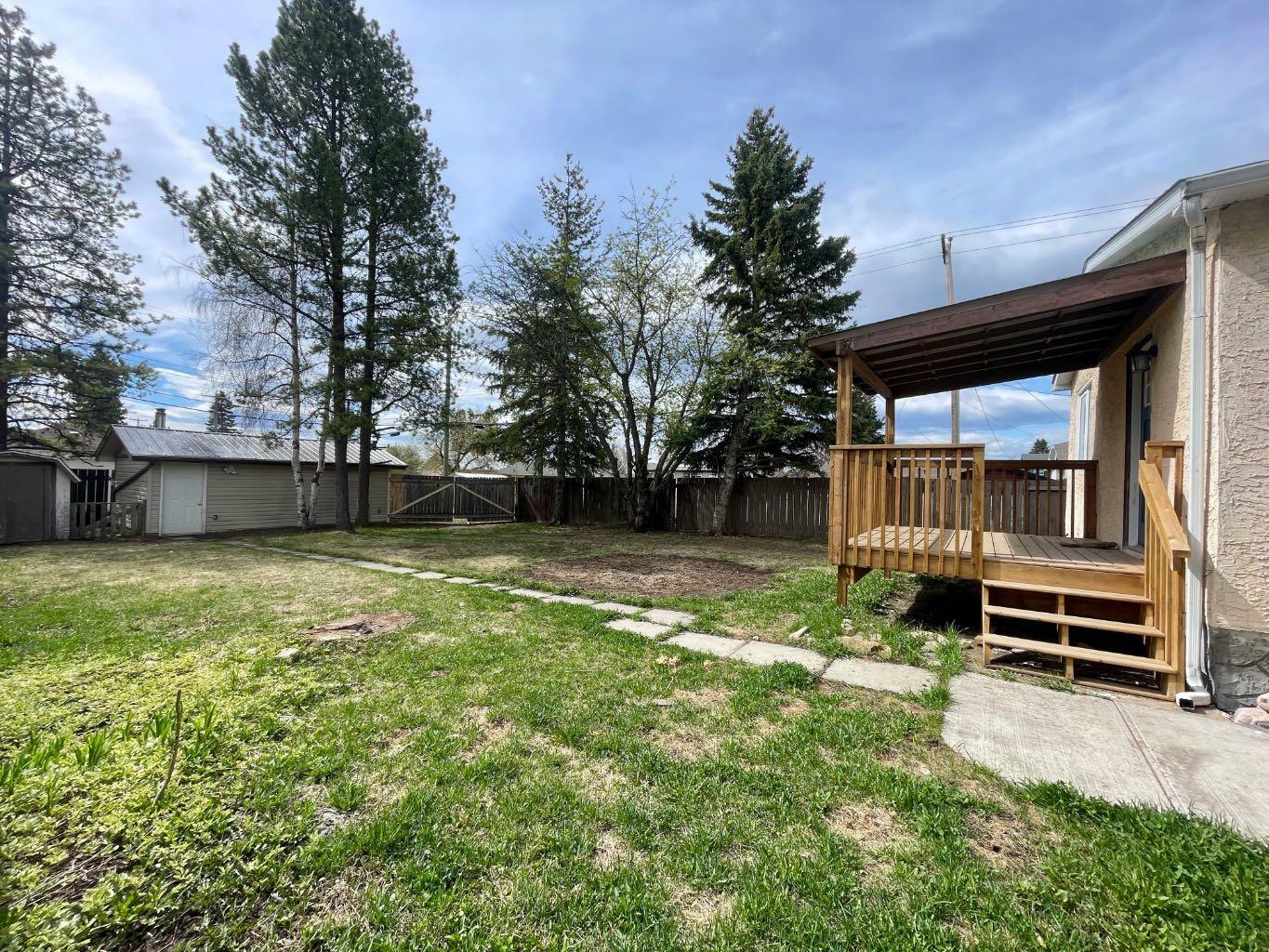 Photo de la propriété: 4927 10 Avenue AB T7E 1E6