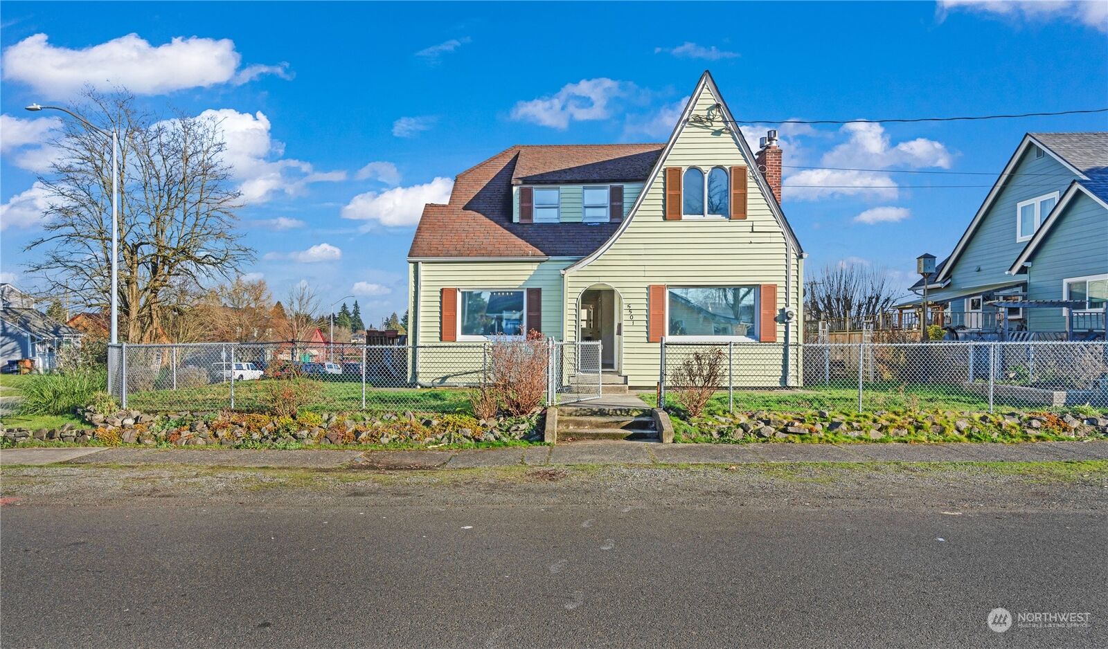 Property Photo:  5501 S Fawcett Ave  WA 98408 