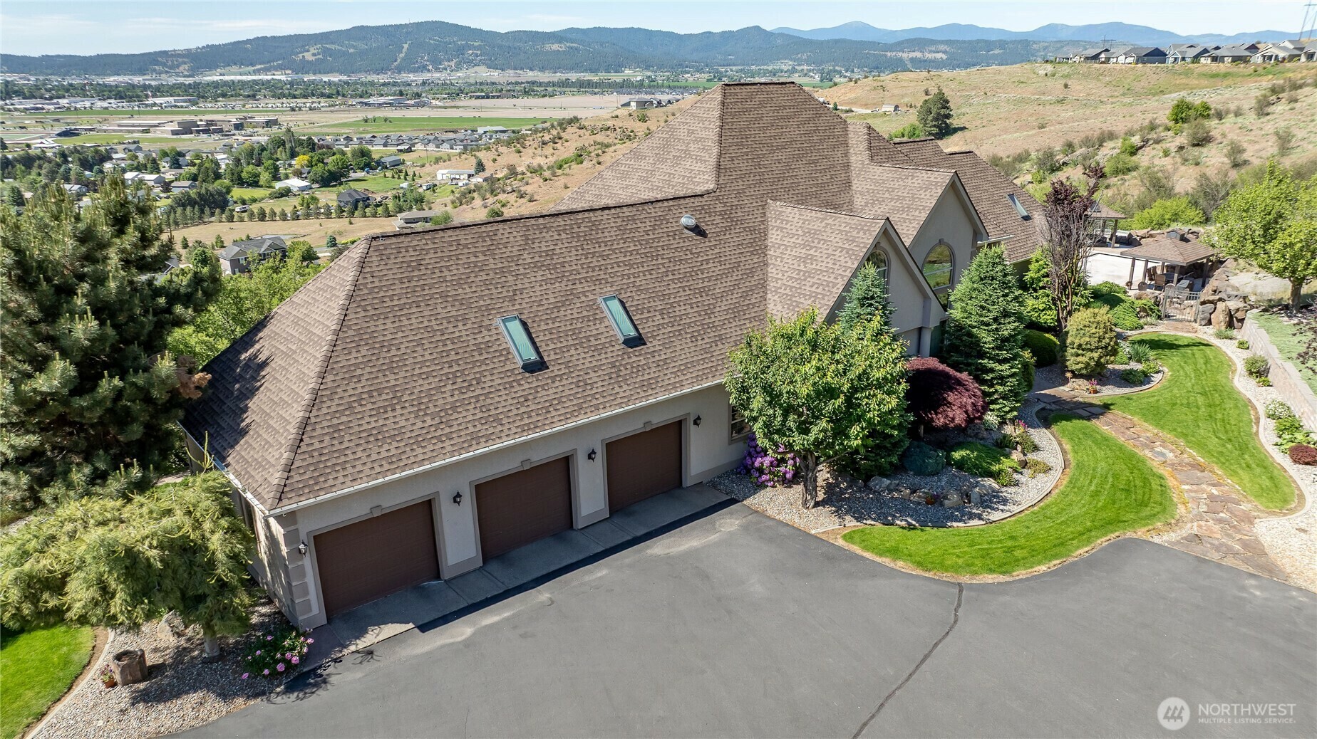 Property Photo: 20915 E Jesse Lane WA 99016