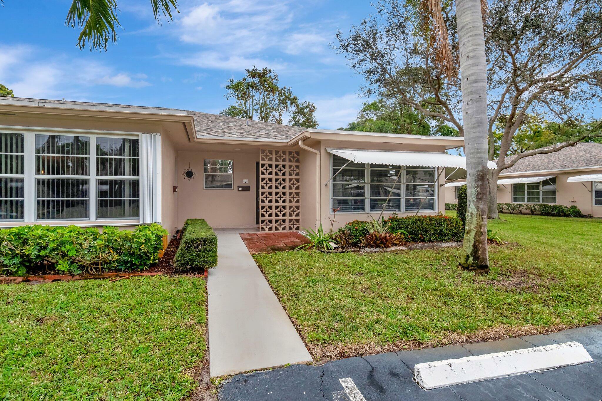 Property Photo:  1375 High Point Way SW D  FL 33445 