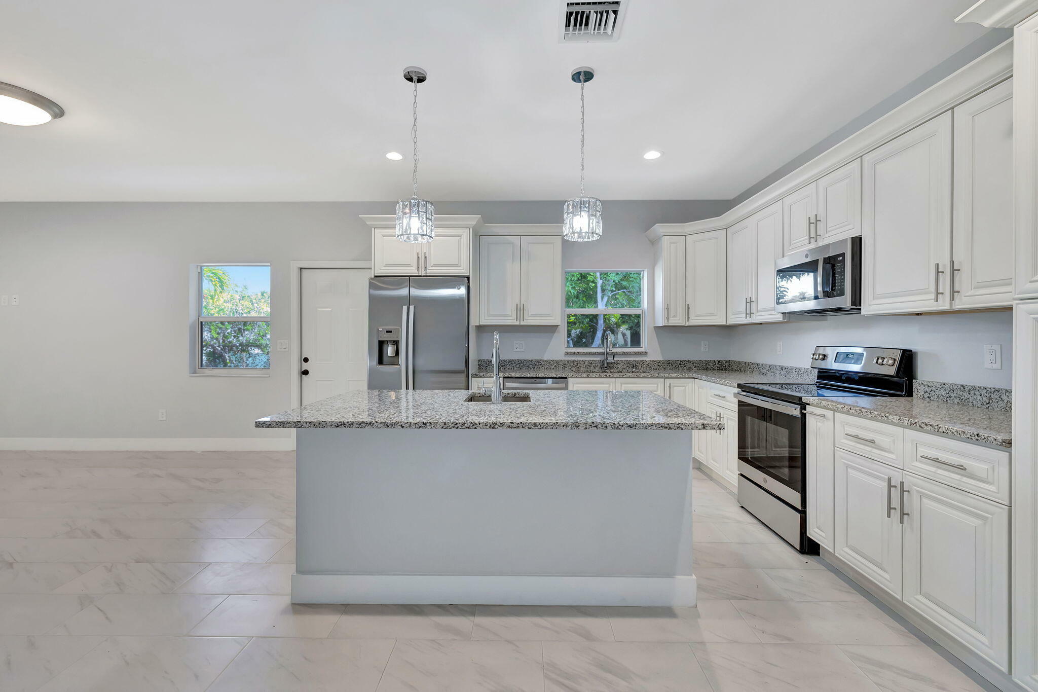 Property Photo:  2321 Zeder Avenue  FL 33444 