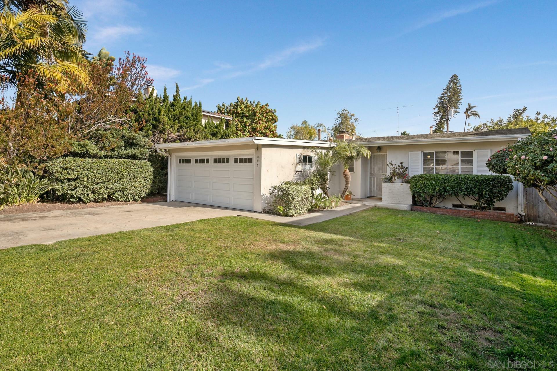 Property Photo:  535 Alameda Blvd  CA 92118 