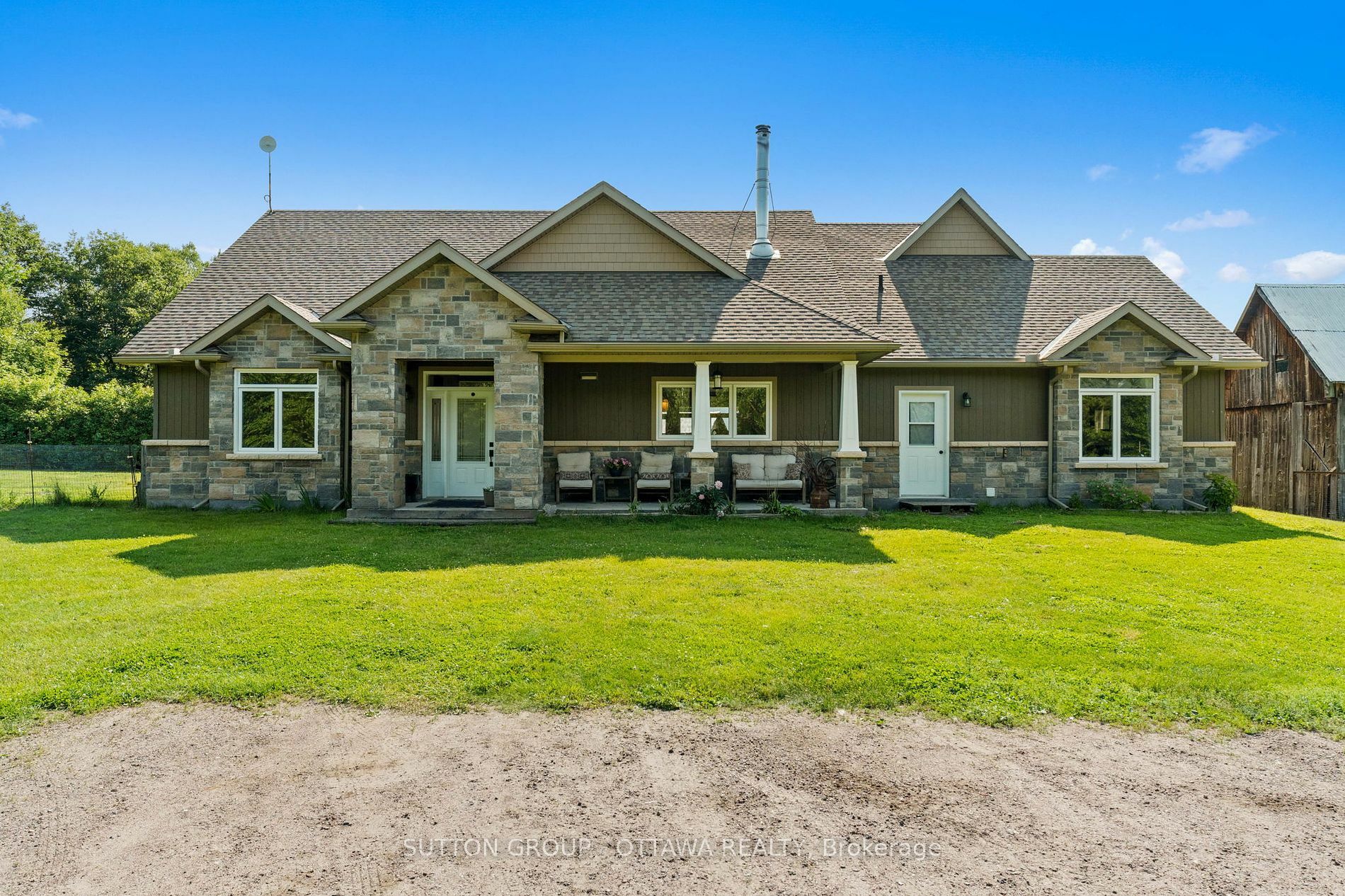 Property Photo:  1448 Woito Station Rd  ON K8A 6W6 