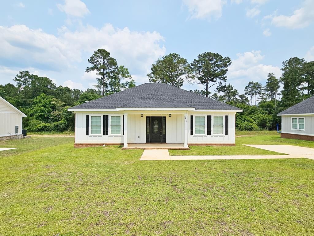 Property Photo: 3417 Sweetbrier Road GA 31701