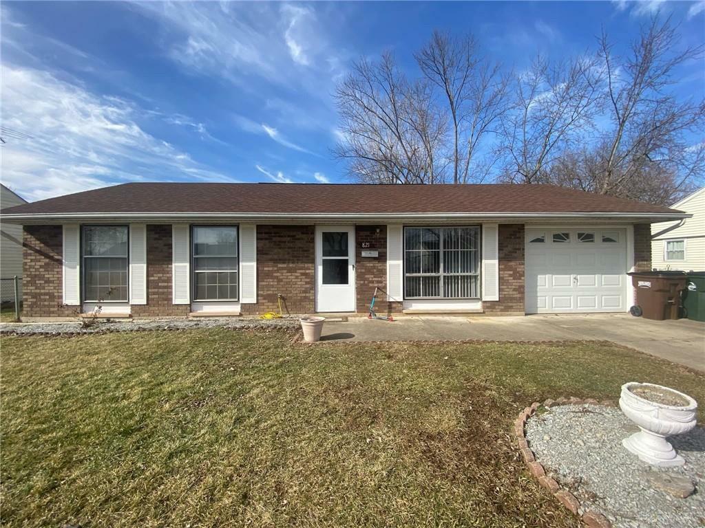Property Photo: 821 Plumwood Drive OH 45344