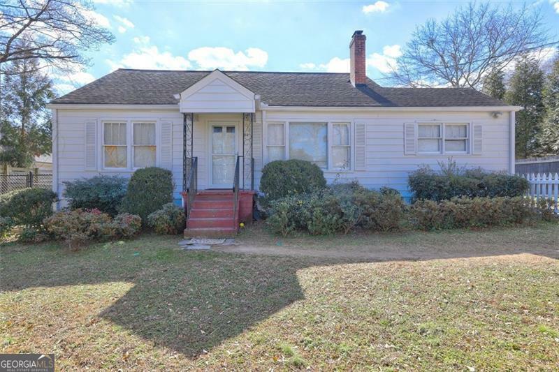 Property Photo: 153 Hill Street GA 30075