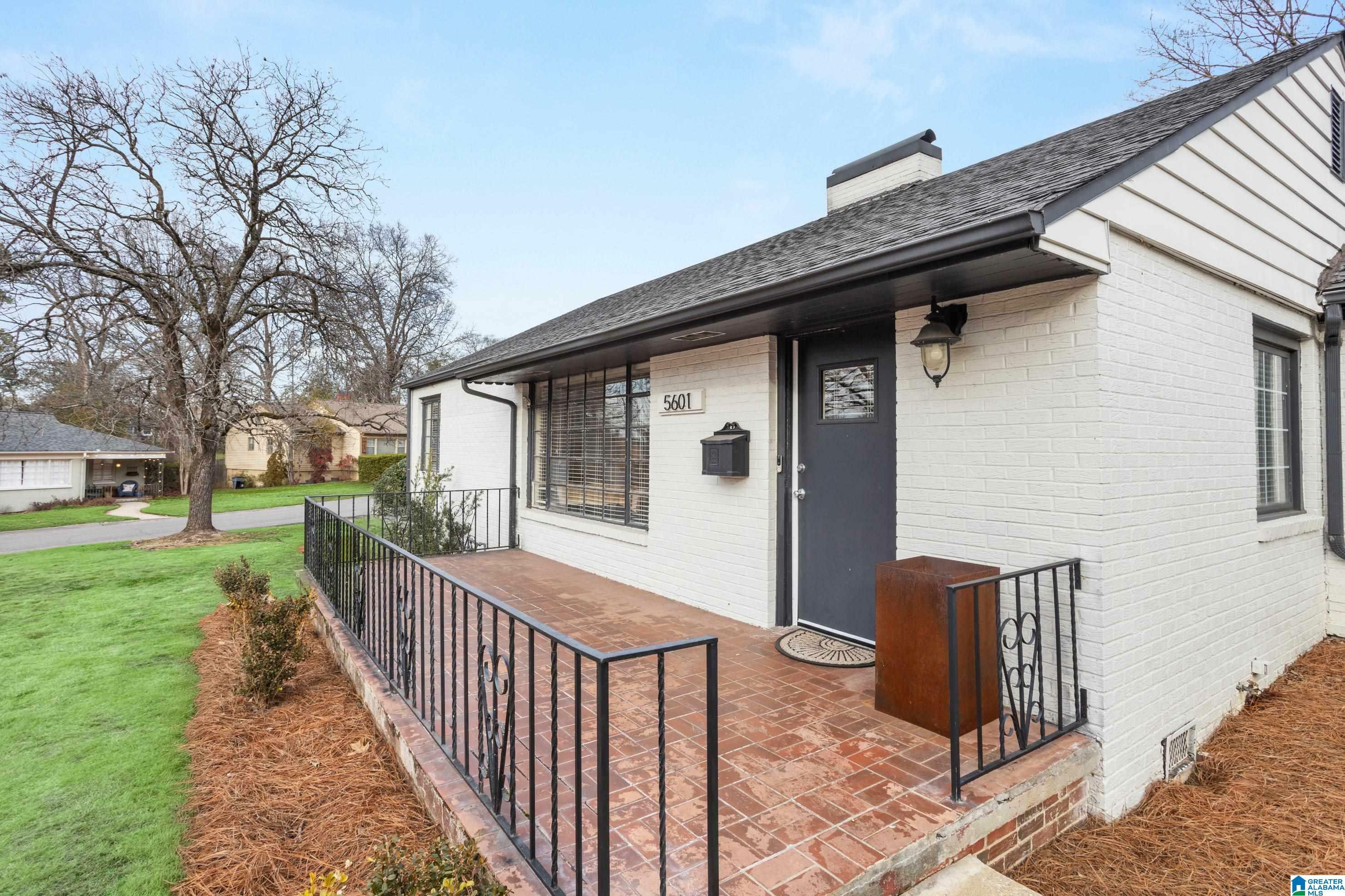 Property Photo:  5601 S 7th Avenue  AL 35212 