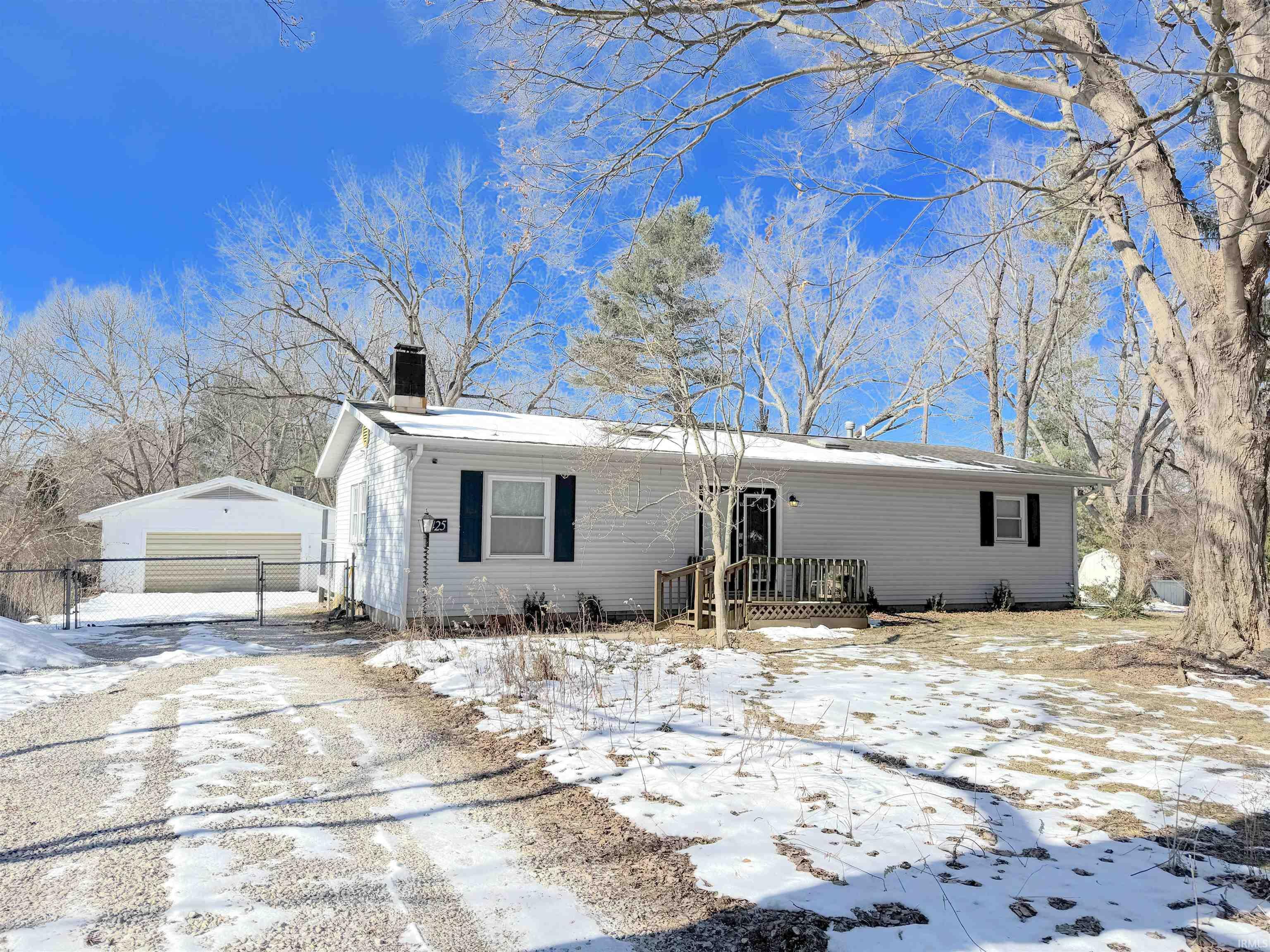 Property Photo: 2425 N Headley Road IN 47408