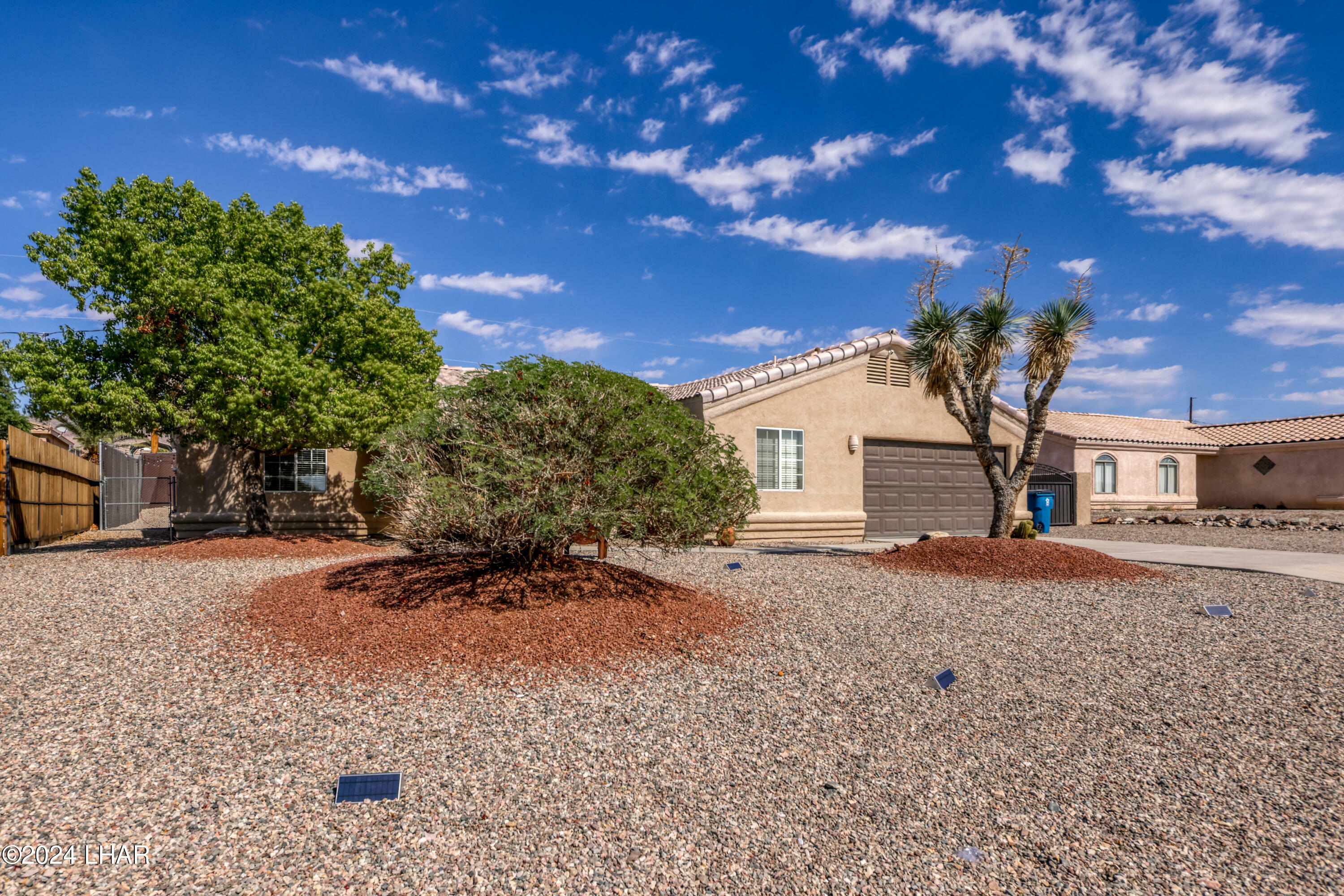 Property Photo:  1256 McCulloch Blvd  AZ 86406 