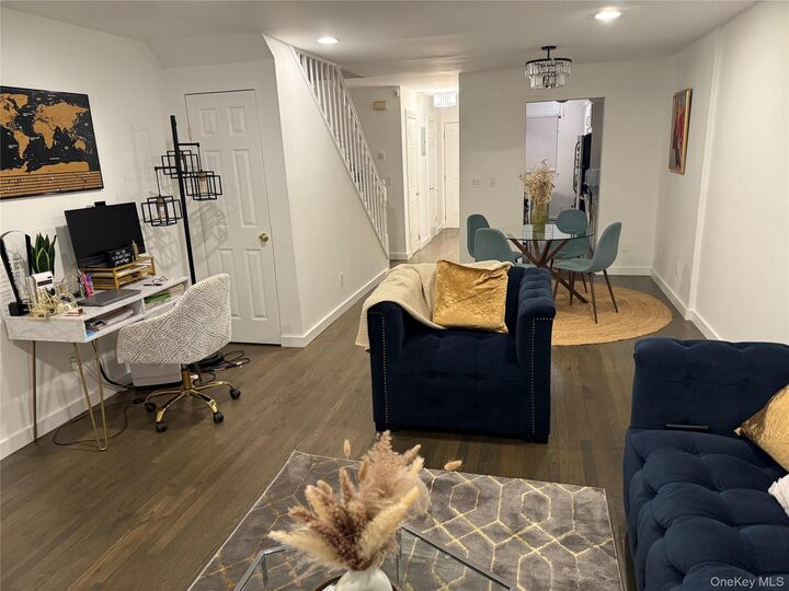 Property Photo: 150 Glenwood Avenue G4 NY 10703