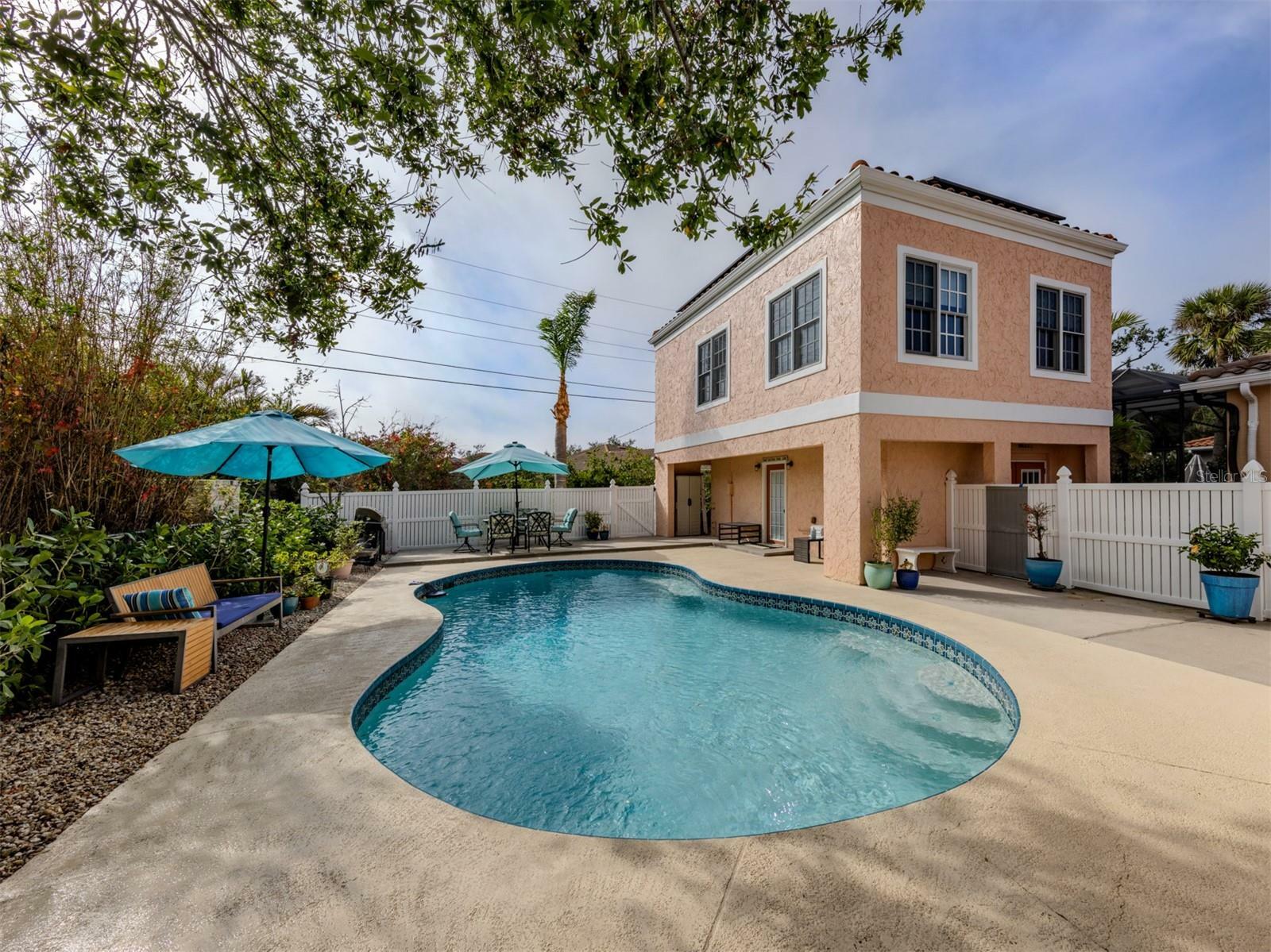 Property Photo:  321 Pedro Street  FL 34285 