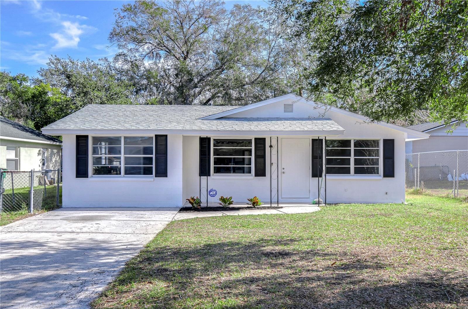 Property Photo:  5836 8th Street  FL 33542