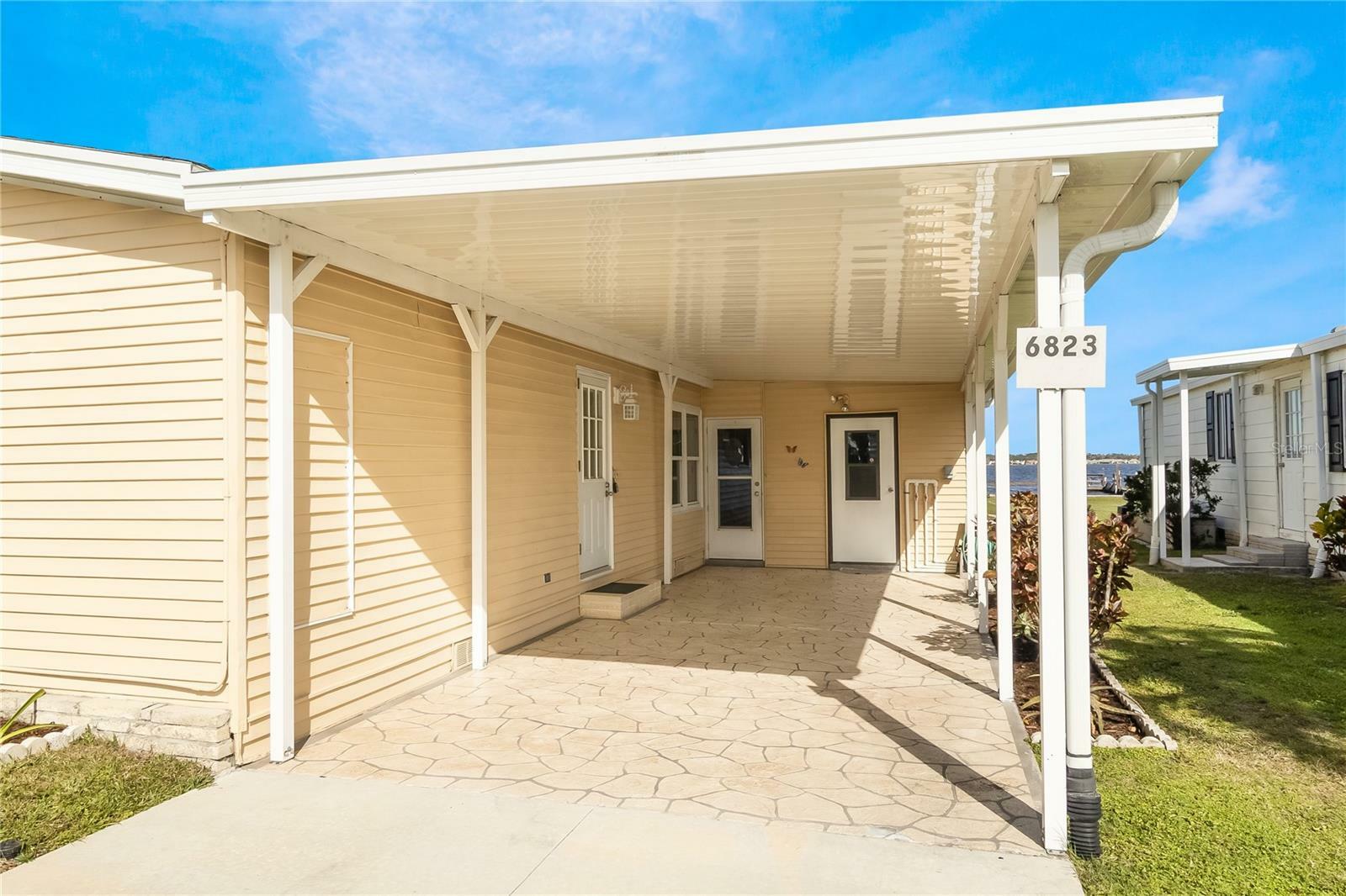 Property Photo:  6823 S Lake Henry Drive NE  FL 33881 