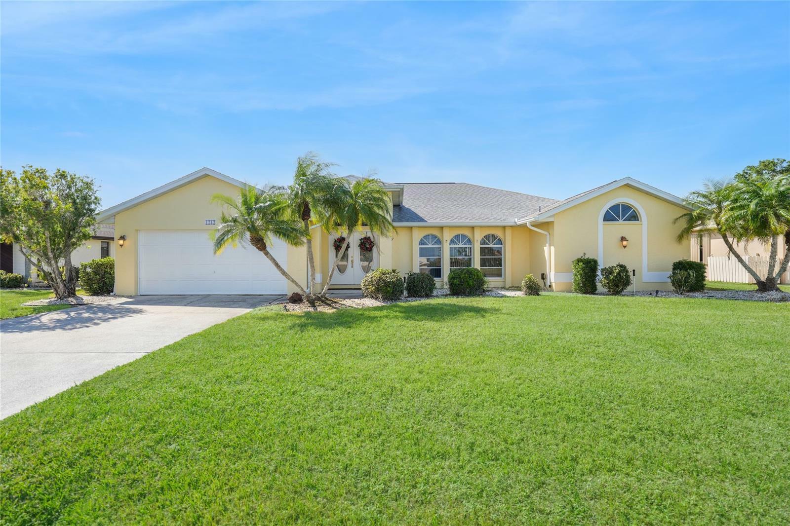 Property Photo: 1717 Nuremberg Boulevard FL 33983
