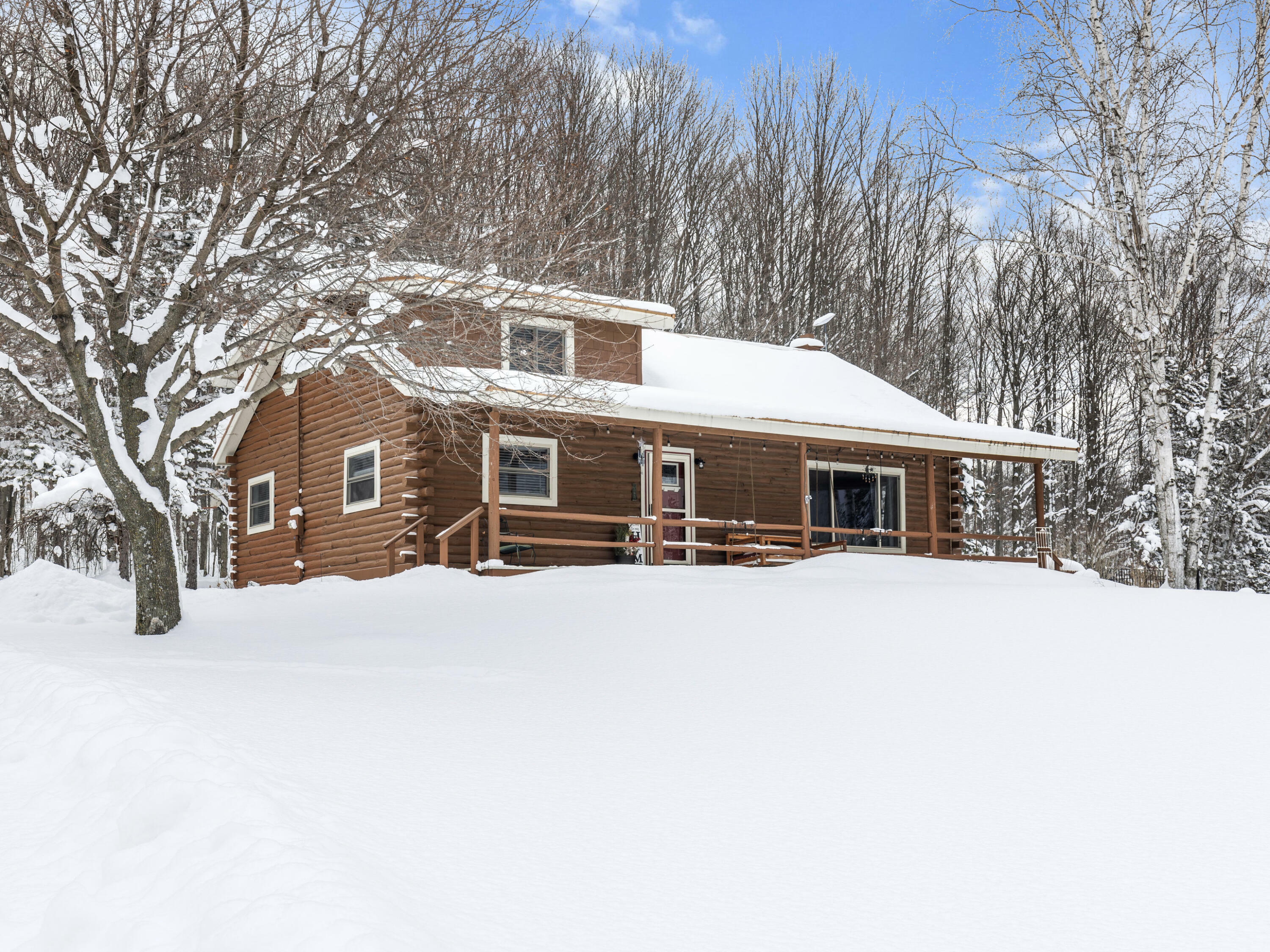 Property Photo:  545 Moss Road  MI 49617 