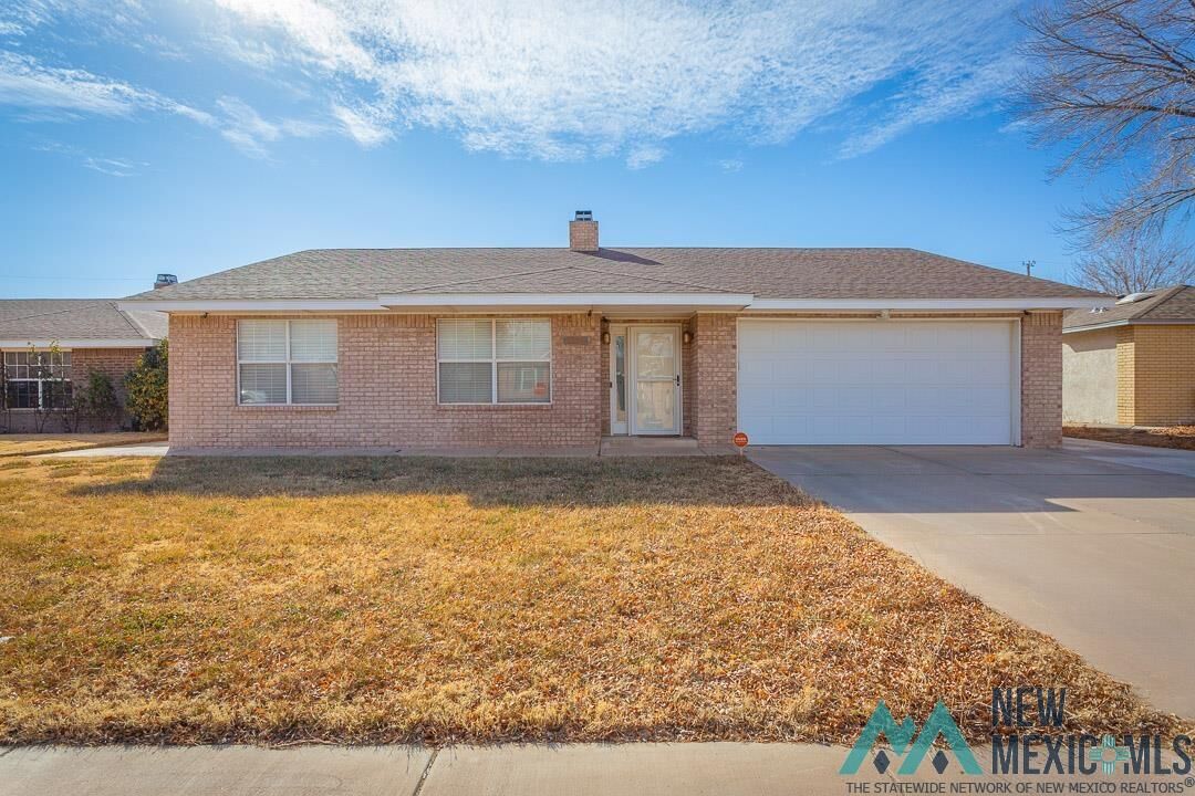 Property Photo: 1601 W Bullock Avenue NM 88210