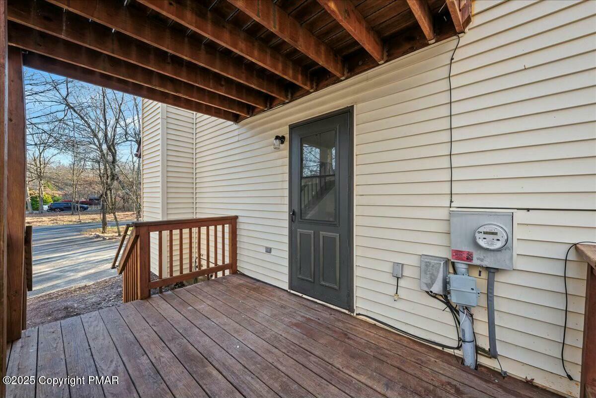 Property Photo: 57 Frost Ln Lane PA 18210