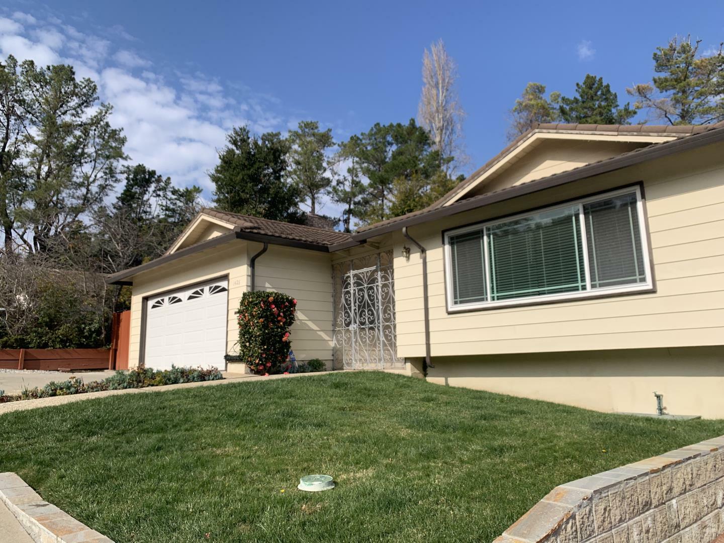 Property Photo:  1426 Woodberry Avenue  CA 94403 