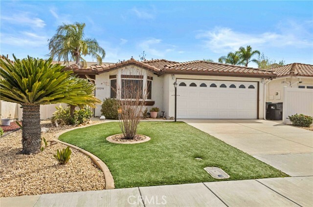 Property Photo: 28298 Via Bandita CA 92585
