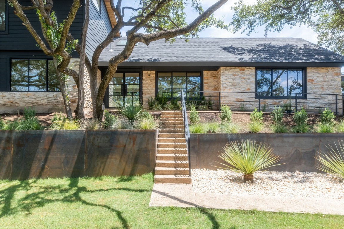 Property Photo:  2107 Toro Canyon Rd  TX 78746 