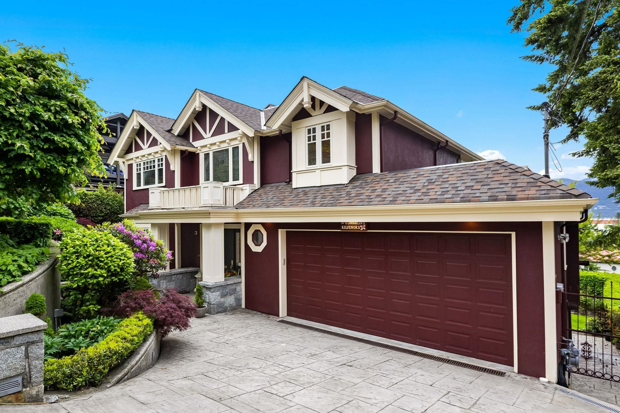 Photo de la propriété:  4535 W 1st Avenue  BC V6R 1H7 