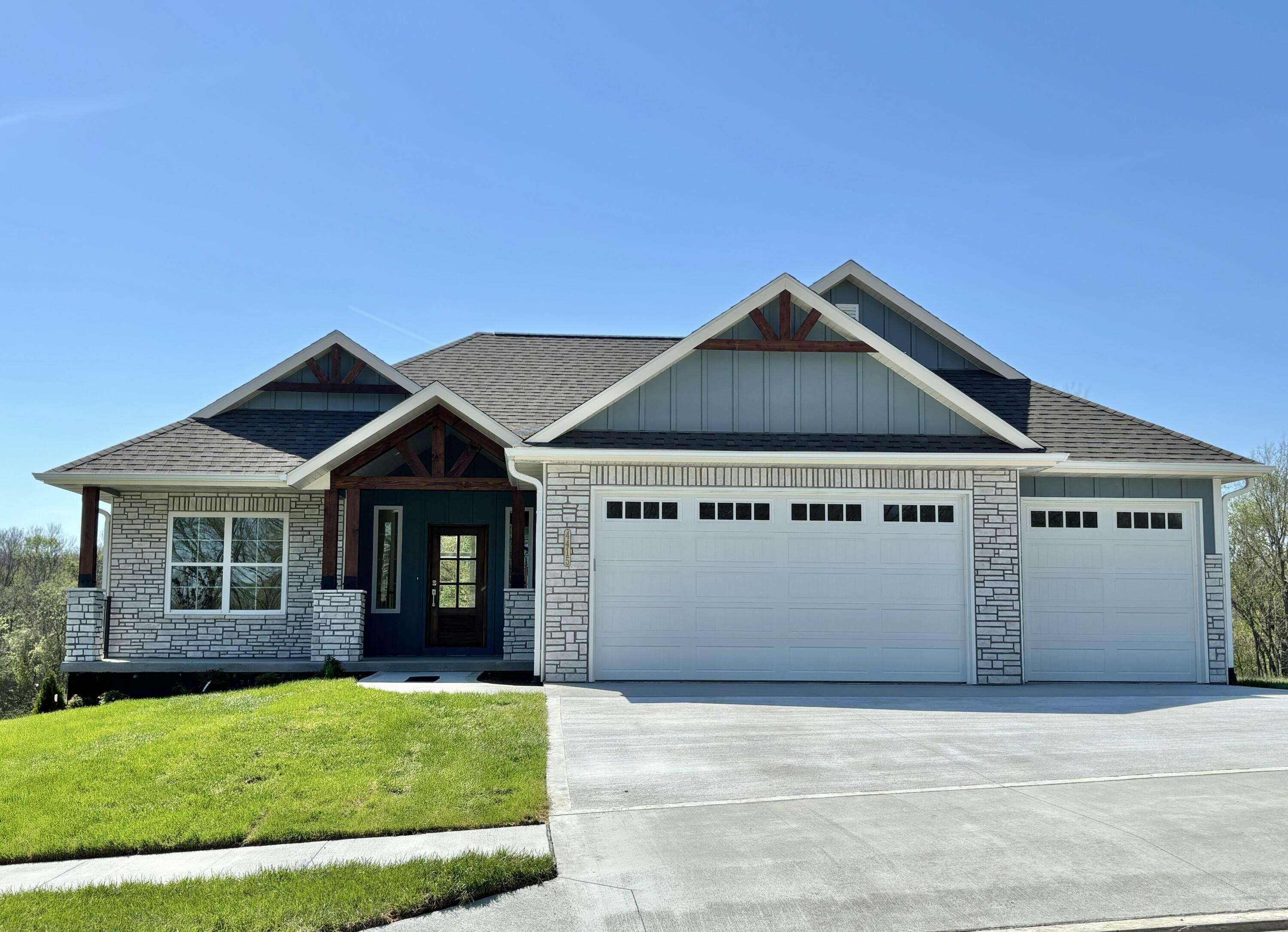 Property Photo: 4415 Vecchi Ln MO 65203