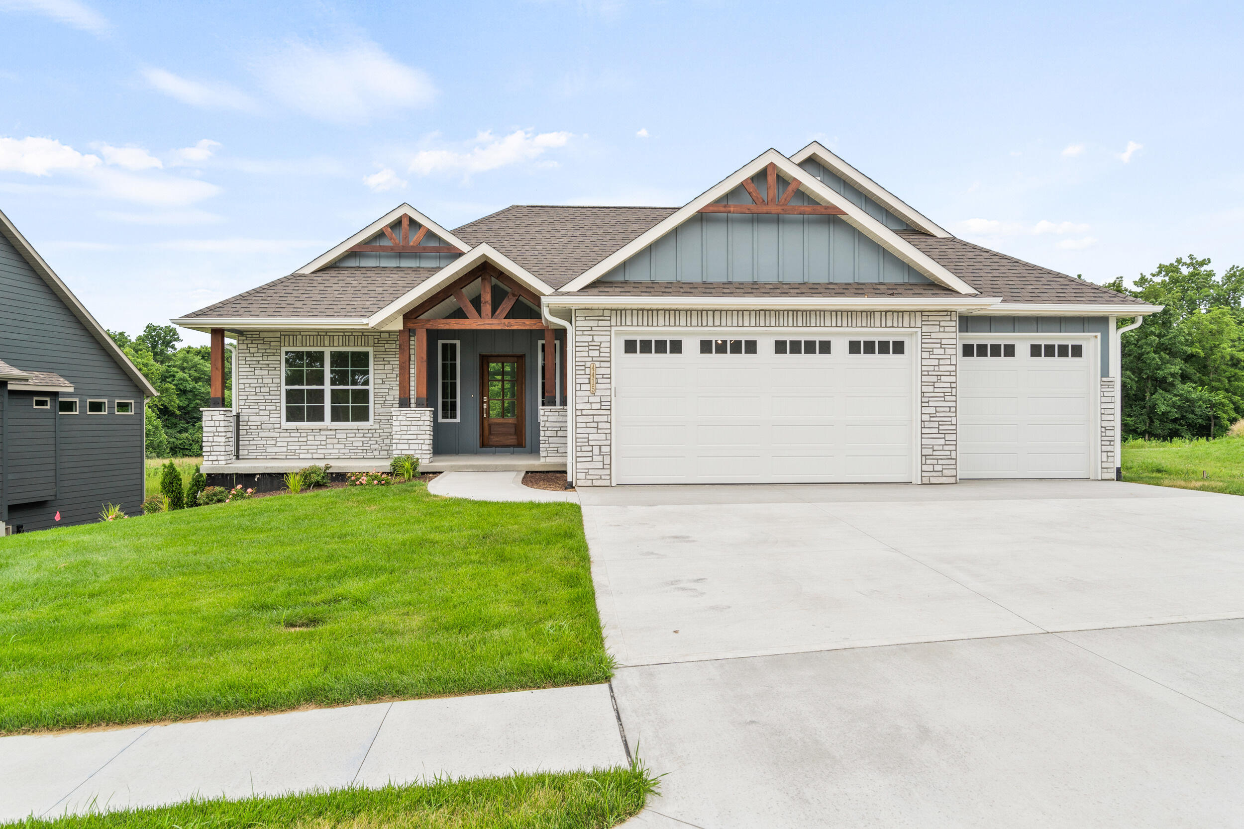 Property Photo: 4415 Vecchi Ln MO 65203