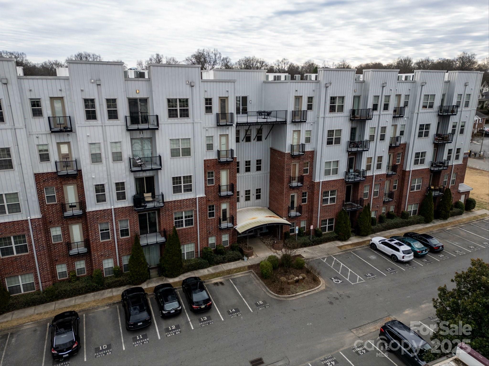Property Photo: 2338 Yadkin Avenue 203 NC 28205