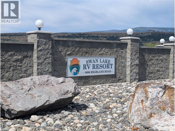 8000 Highland Road 16  Vernon BC V1B 3W5 photo