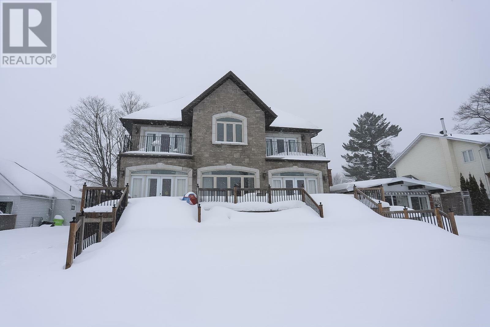 Property Photo:  347 River Rd  ON P6A 5K9 