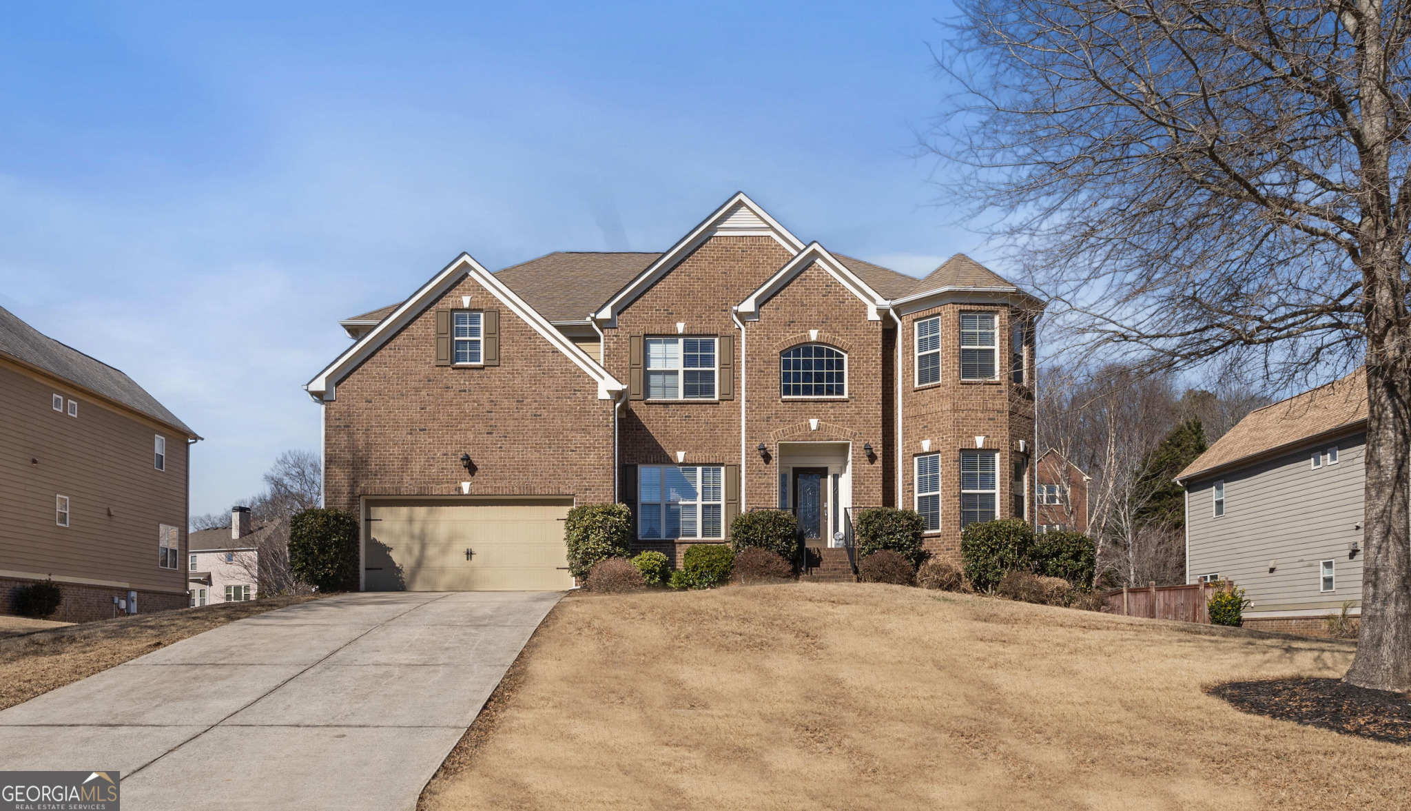 Property Photo: 301 Dunstans Pass GA 30066