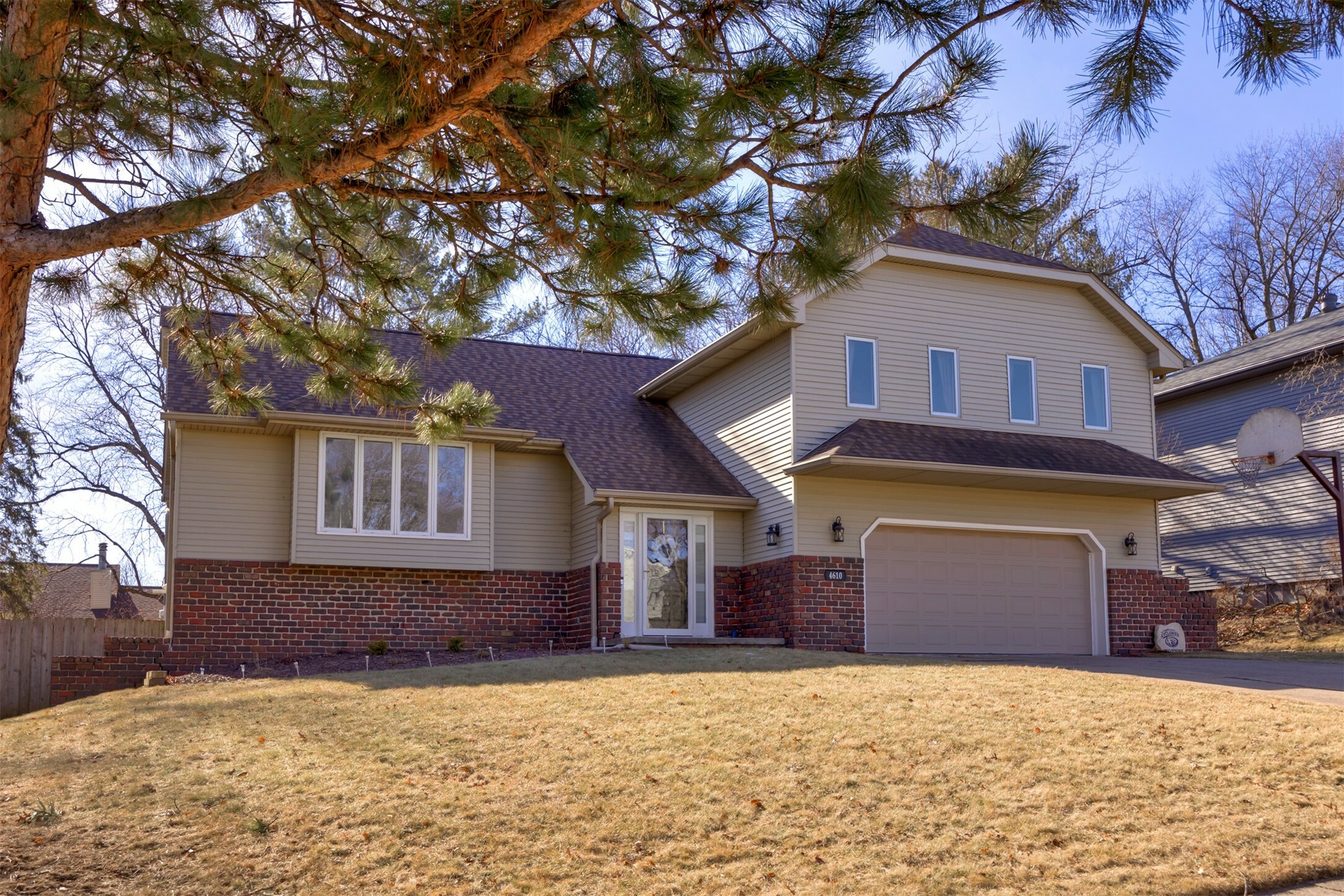 Property Photo:  4610 Western Hills Drive  IA 50265 