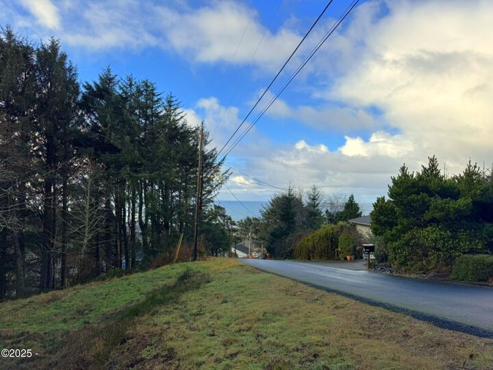 Property Photo: 6200 Blk NE Port Drive Tl 9200 OR 97367