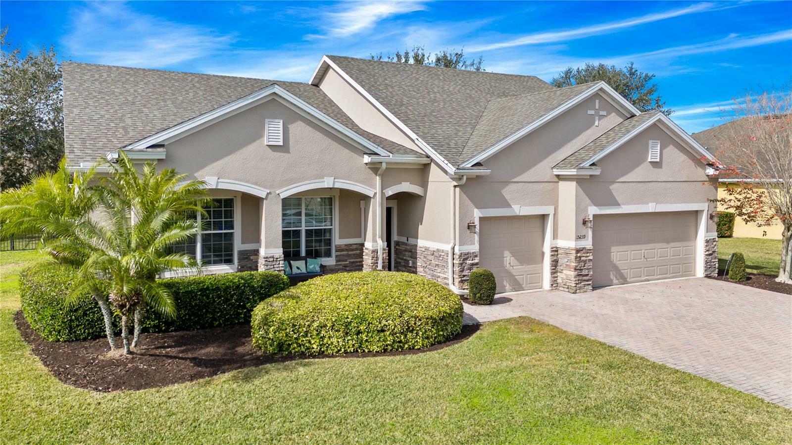 Property Photo:  15239 Firelight Drive  FL 34787 