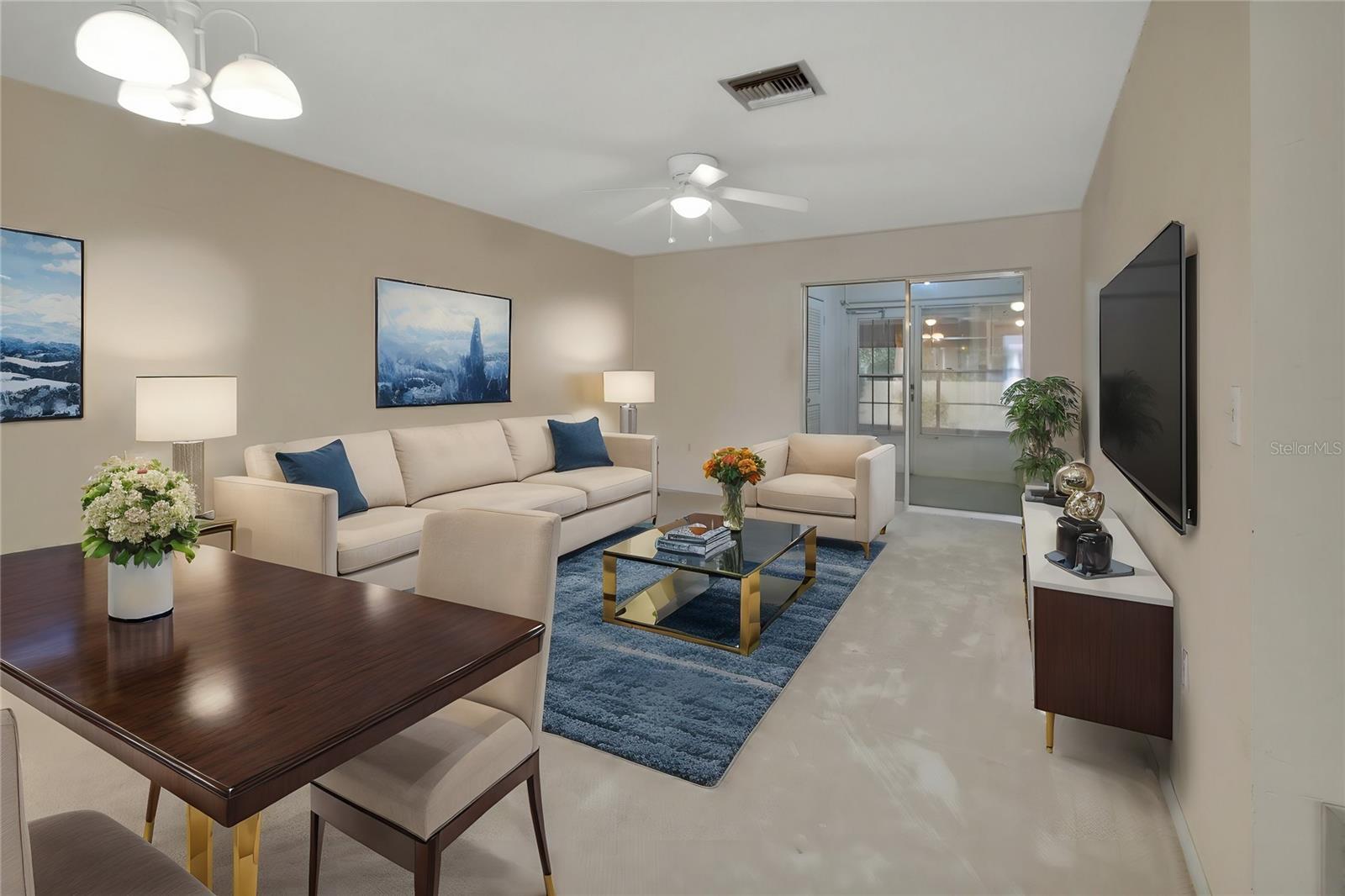 Property Photo: 2 Villa Villar Court 02 FL 32724
